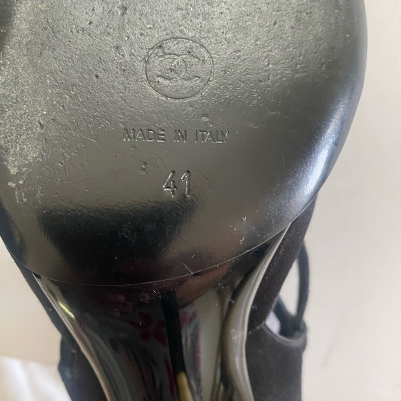 Authentic CHANEL Pearl Heel Strappy Sandals - Black & Yellow - Size 41 - Picture 13 of 16